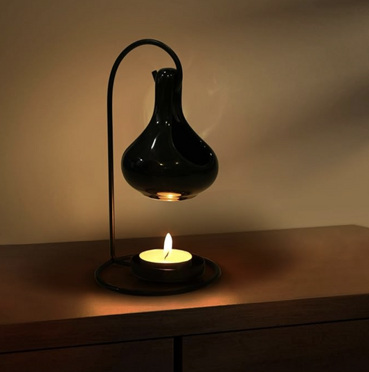 Aromatherapy Candle Diffuser – Elegant Black Holder for Home & Bedroom Fragrance